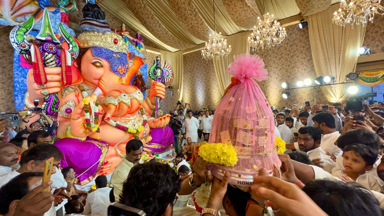 Balapur Ganesh 2024 | Lord Ganesha laddu worth 27lakhs | Ganesh Chaturthi 2024