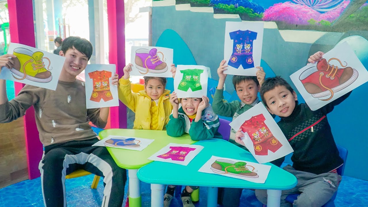 Kids Go to School Learn Colors with Fashion Baby! Children Learn Colors Finger Family Song