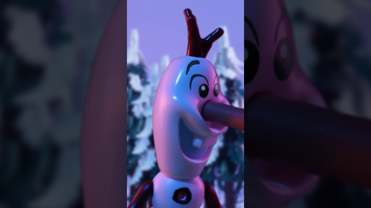 This or That – It’s LEGO® Disney Frozen edition. Can you guess which nose Olaf ends up with?