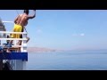 saltando desde el barco - Buceo en Komodo