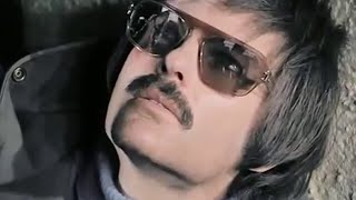 картинка: Певец (El Cantor, перевод нейросетью) 1978, ГДР