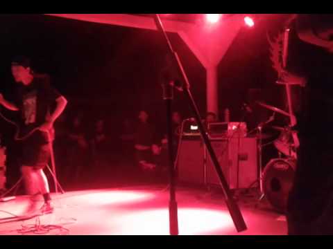 Putar Throne of Mangled Flesh - Injury Deepen