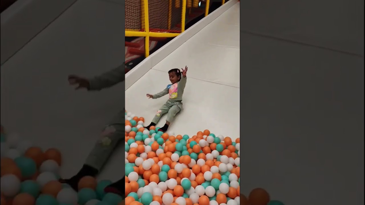 prisha to ulti sliding bhi kr leti hai 🫢😀😄😘  