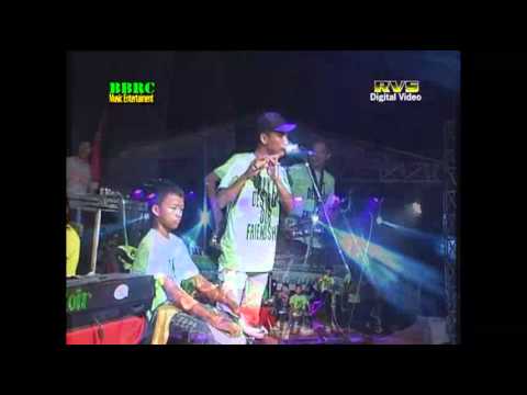 Vica Amanda \u0026 Nitha Mansyur   Teman Biasa