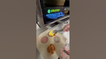 How to Make a Bacon, Egg, and Cheese McGriddle at McDonald’s! #shorts