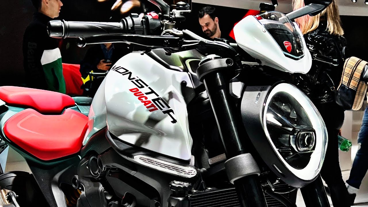 30 Coolest Street and Sport Motorcycles for 2025 - YouTube