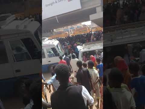 احتفالات بسقوط عمر البشير في منطقة ود البشير