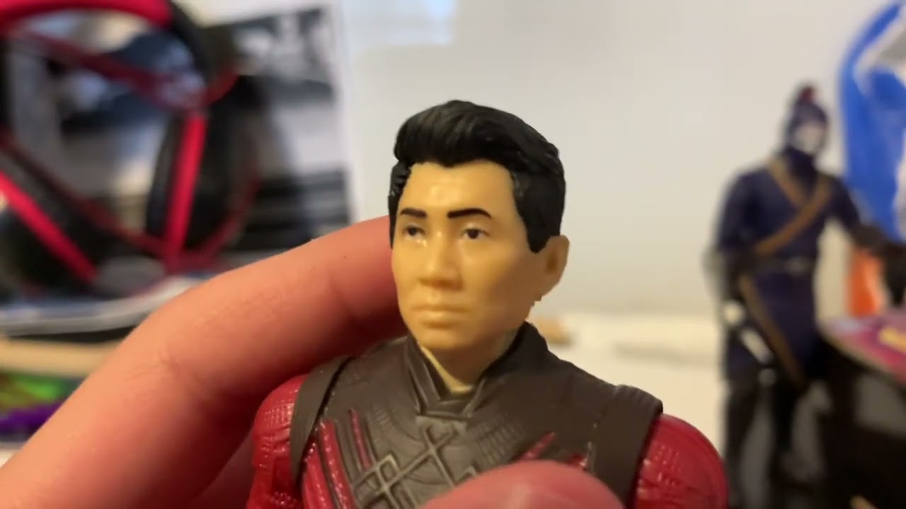 Shang Chi and Death Dealer action figure review!