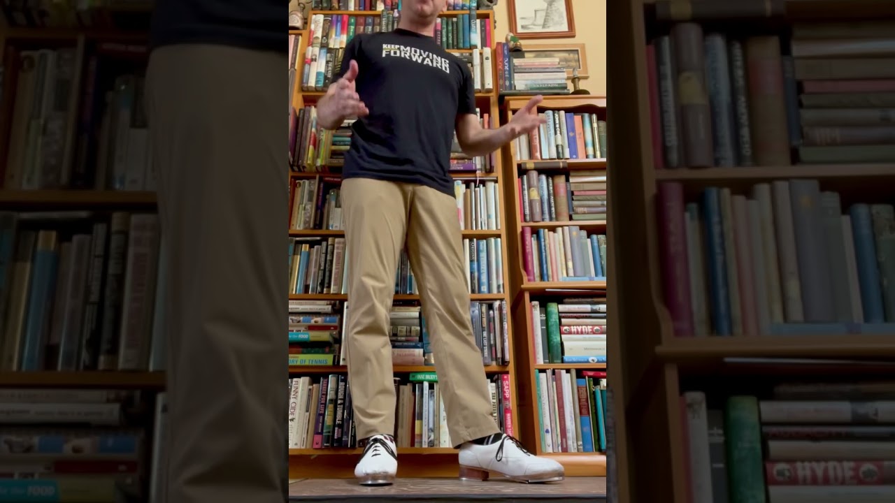 A double paradiddle or “paddle and roll” exercise! 