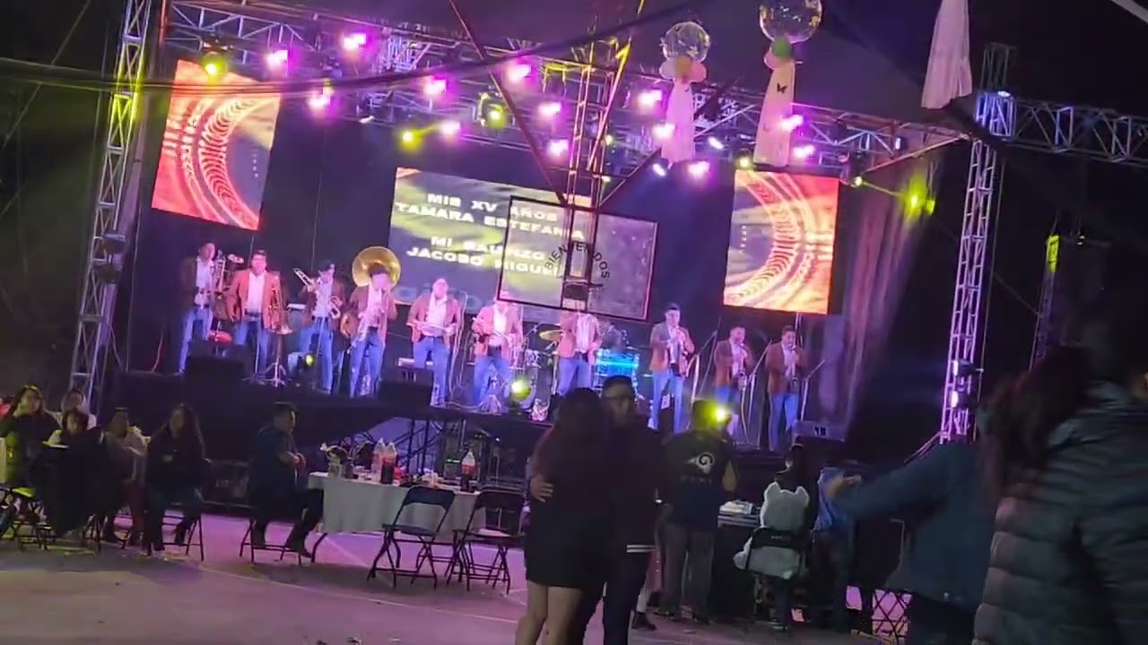 San Juan tonaltepec Banda nueva escuela XV años Tamiz