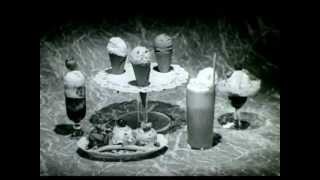 Borden Dairy Company  - Ice Cream  - Elsie Plays a Game - Vintage Commercial - 1950s - 1960s screenshot 3