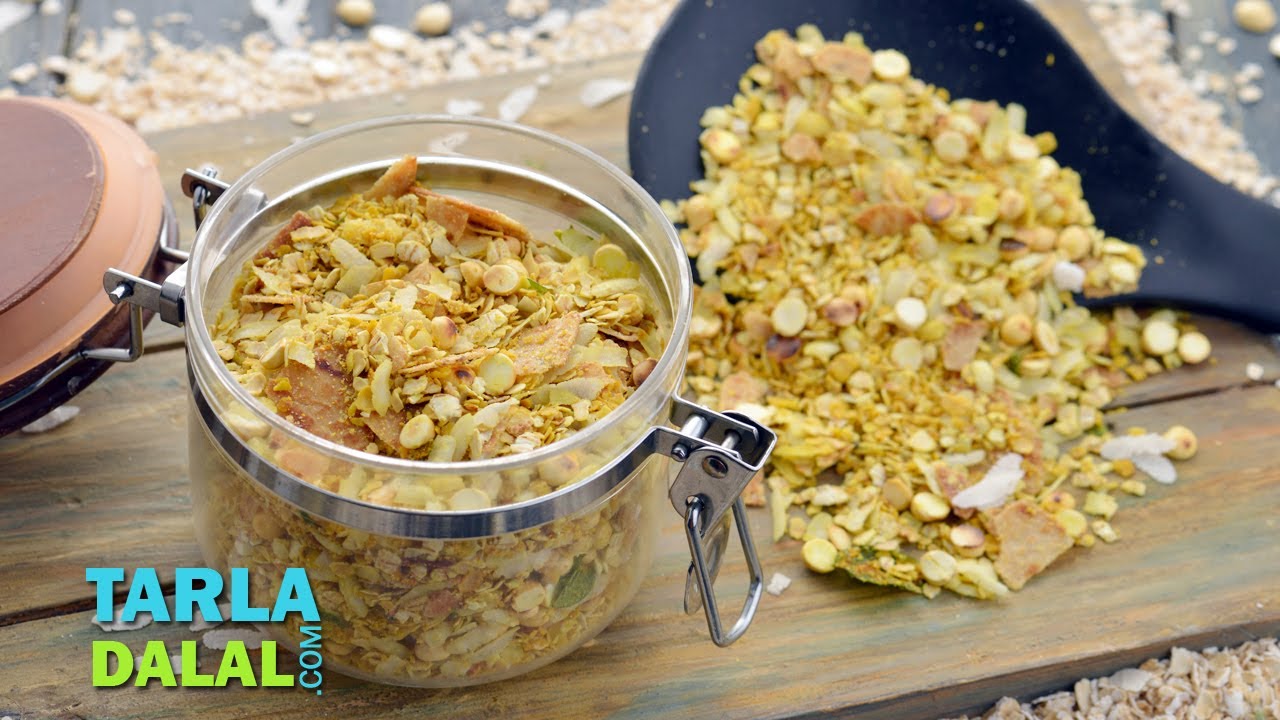 Oats and Poha Chivda (Diabetic Snack) by Tarla Dalal