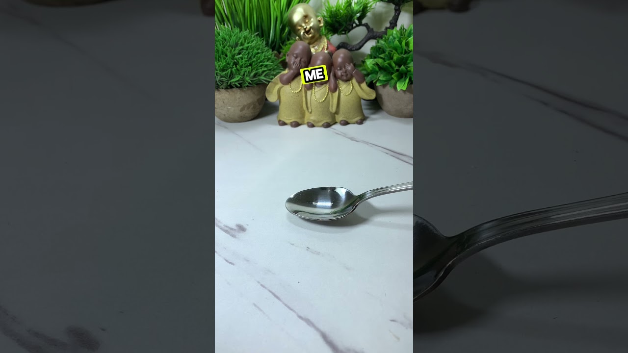 Golpea la mesa con una cuchara