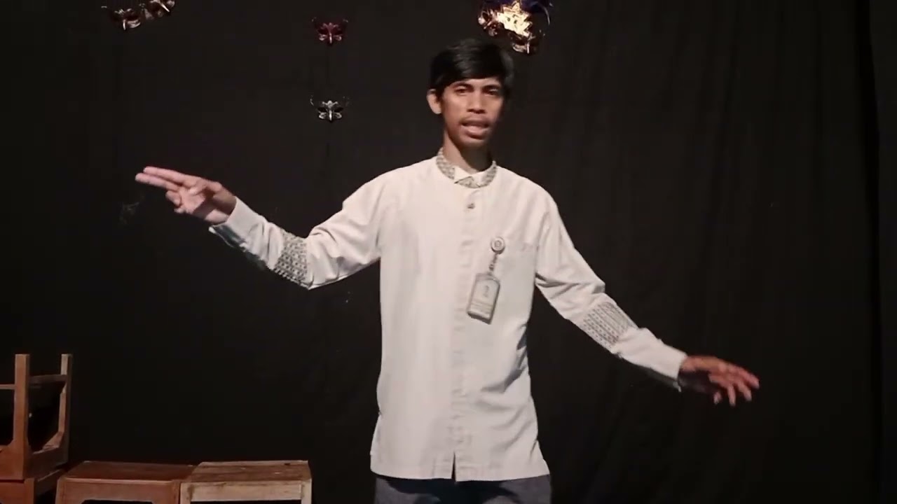 Pengenalan Panggung Procenium Studio Drama UHO