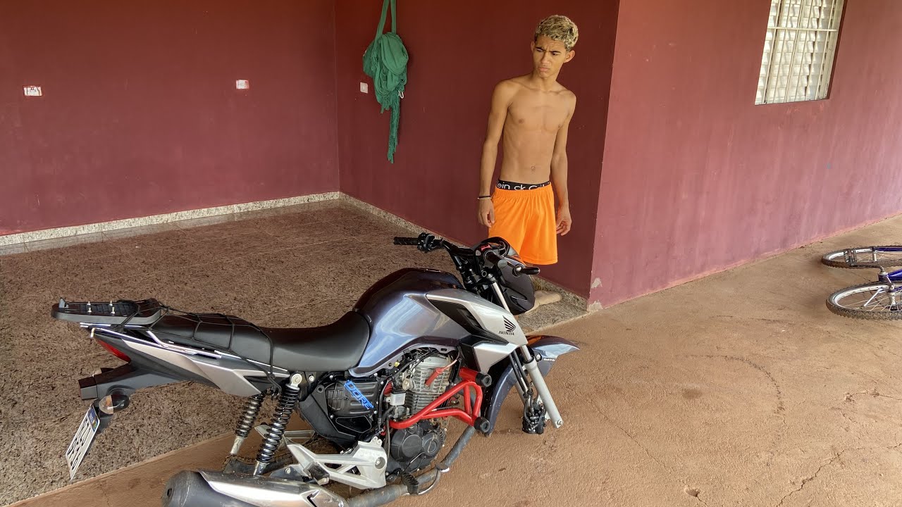 O VIZINHO R0UB0U O BRUTINHO E ELE FICOU FURIOS0