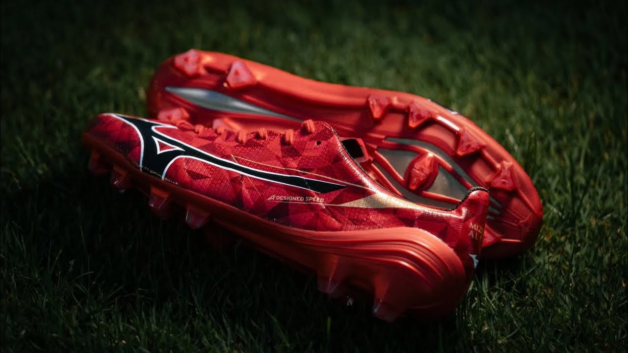 Mizuno Alpha II Japan AG Artificial Grass - YouTube