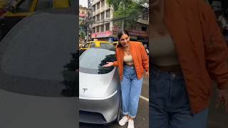Mumbai Ki Sadkon Par 😱 Cute Nanhi Future Car | Sheeshe Ka Canopy Mini Concept 🚗✨ #MiniCar #Mumbai