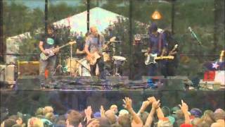 Explosions in the Sky - Let Me Back In (Live at Lollapalooza 2011)