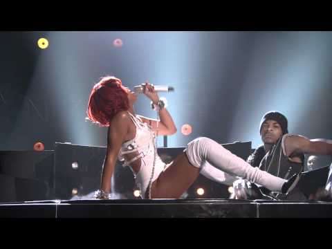 Rihanna ft. Britney Spears - S&M (BMA 2011)
