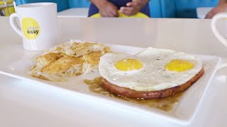 Get a Great Breakfast with Over Easy, To Go!