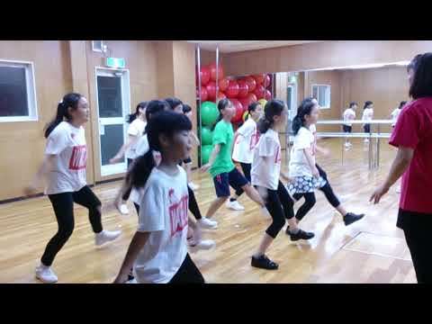キッズダンス振り付け稽古 キッズガーデン武蔵小杉教室 キッズダンシング火曜日クラス 指導 梶原和歌子