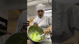 Dia 27 MACAROOONS OMGOMG #macarons #pasteleria #pastryschool #iag #culinaryschool #viral