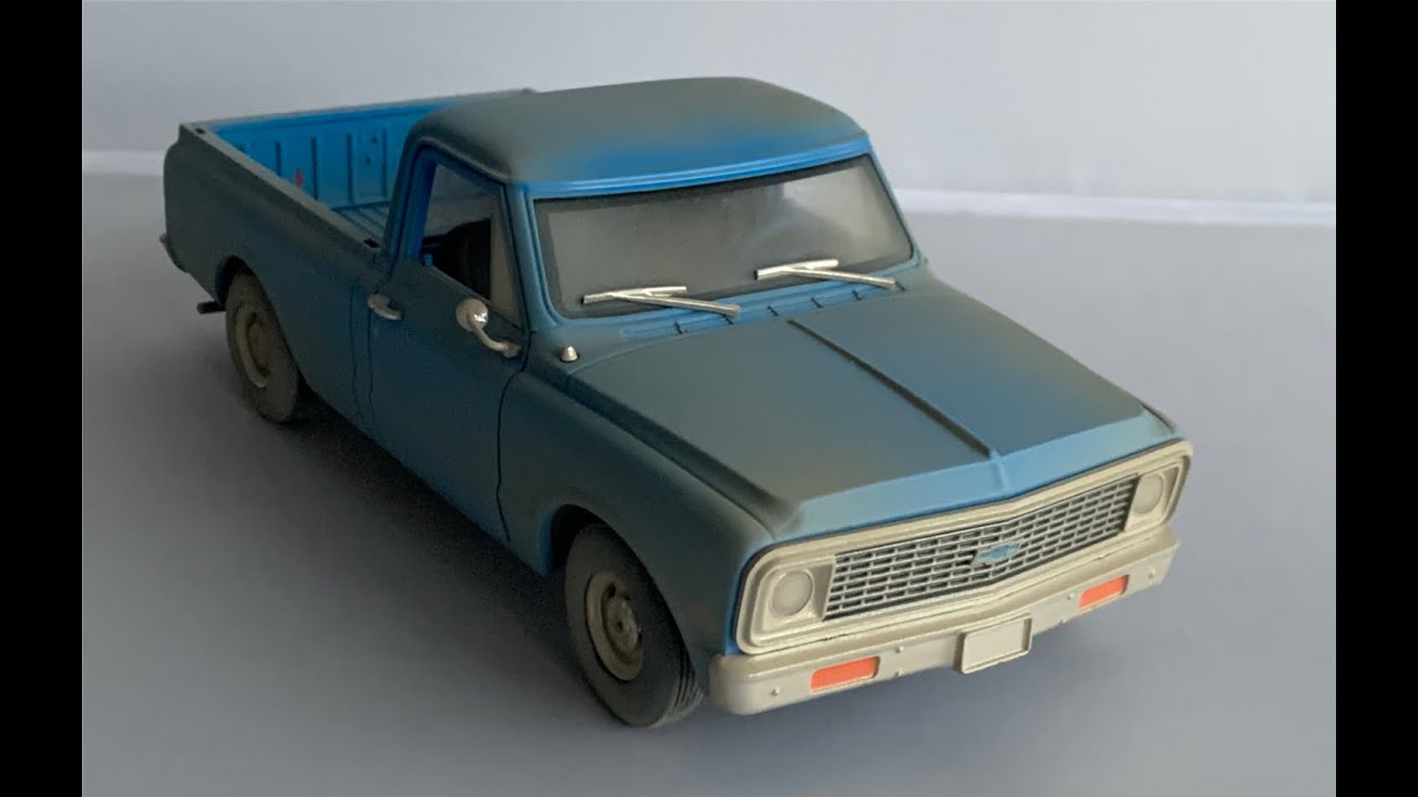 The Texas Chainsaw Massacre, 1971 Chevrolet C10 - YouTube