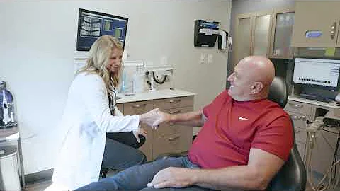 Meet the Dentist | Dr. Stephanie Busch-Abbate | Ge...