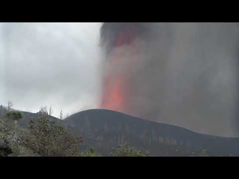 Los últimos volcanes de Canarias: desde el espectacular paisaje de Lanzarote a la sobrecogedora erupción de La Palma
