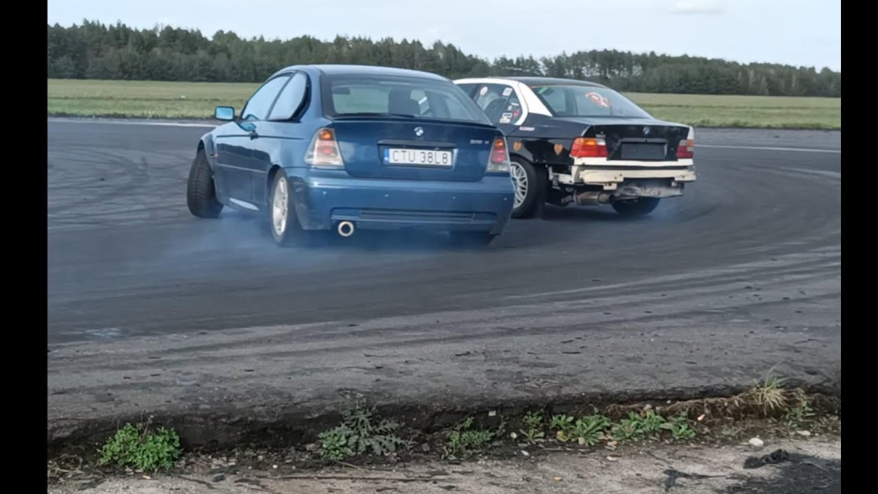 I was back for a 4 laps in my ex 330i Compact