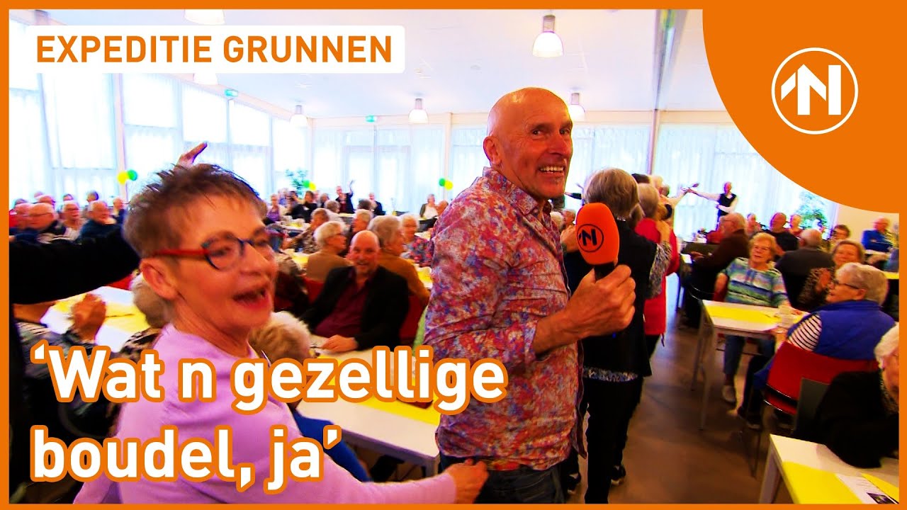 Derk loopt de polonaise bij het 45-jarige jubileum van De Zonnebloem