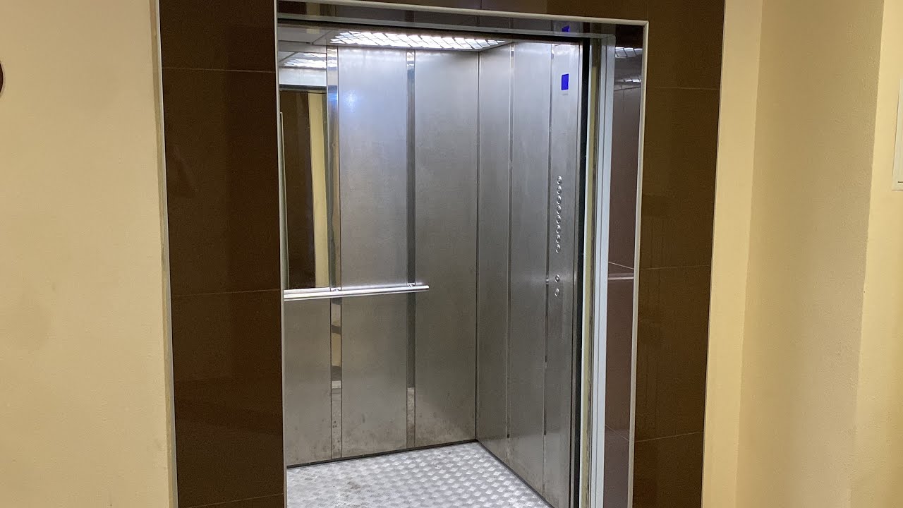 (036.0/2342) Лифты МЛМ 2020 г. / Московский Проспект 130к1 п1