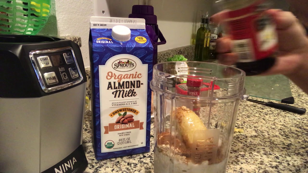 How to make a Peanut Butter Banana Smoothie Ninja Bullet YouTube