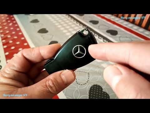 Vidéo: Comment changer la batterie d'une clé Mercedes e350 ?
