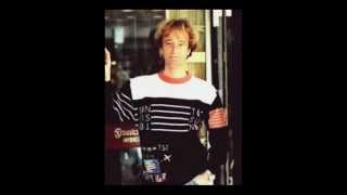 Watch Robin Gibb I Believe In Miracles video