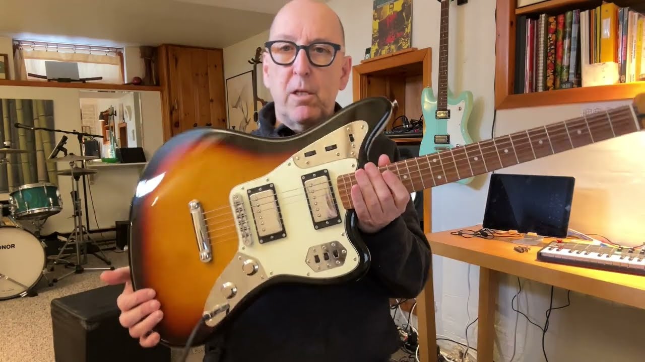 Fender Jaguar HH Special, Made in Japan - YouTube
