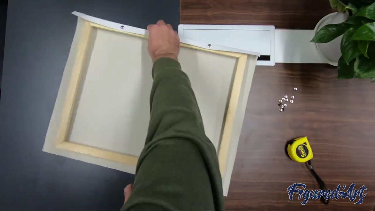 Paint by Numbers: How to Stretch your Canvas on a DIY Wooden Frame