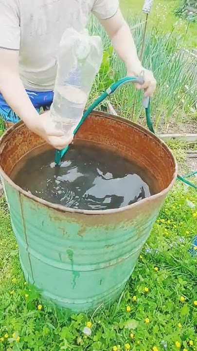 Без насоса полив грядок из бочки своими руками #diy #tool #самоделка ...
