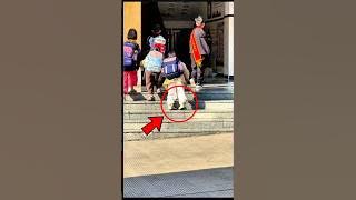 Classmates’ Selfless Act‼️😱