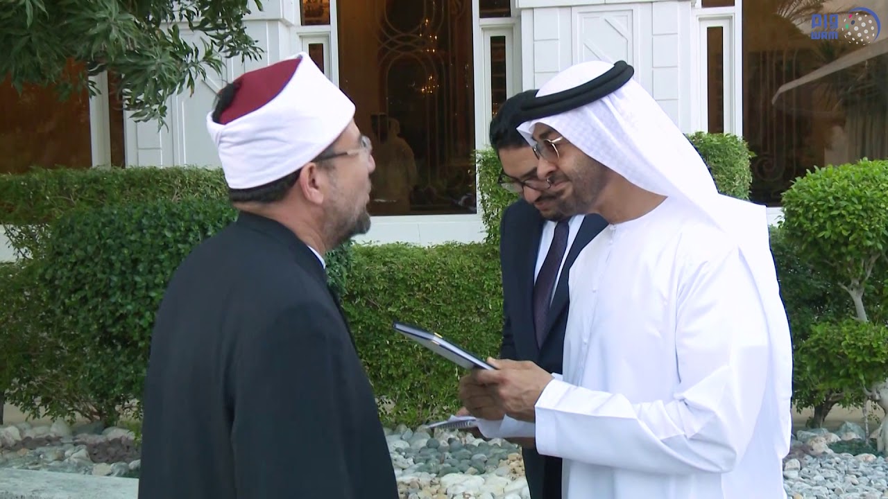 Ù…Ø­Ù…Ø¯ Ø¨Ù† Ø²Ø§ÙŠØ¯ ÙŠØ³ØªÙ‚Ø¨Ù„ Ø§Ù„Ù…Ø´Ø§Ø±ÙƒÙŠÙ† ÙÙŠ Ù…Ù†ØªØ¯Ù‰ ØªØ¹Ø²ÙŠØ² Ø§Ù„Ø³Ù„Ù… - YouTube