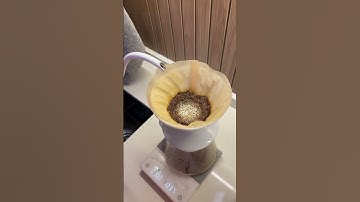 V60 coffee brewing #learn #v60 #coffee #shortsfeed