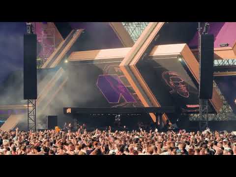 Joris Voorn dropping Monastetiq & Oysher & Zanjma "Restart". Out now on Octopus Recordings.