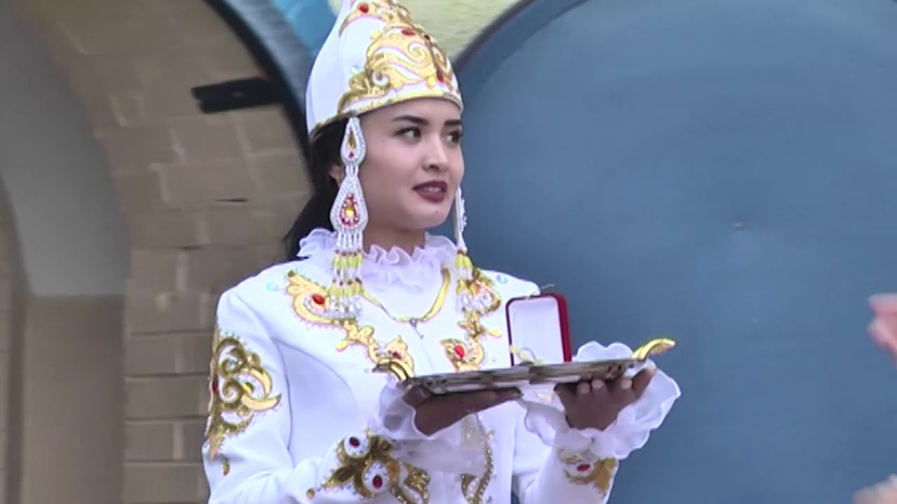 Машина ислама махачева