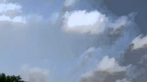 Trex 550E learning how to fly inverted. Von Guerrero