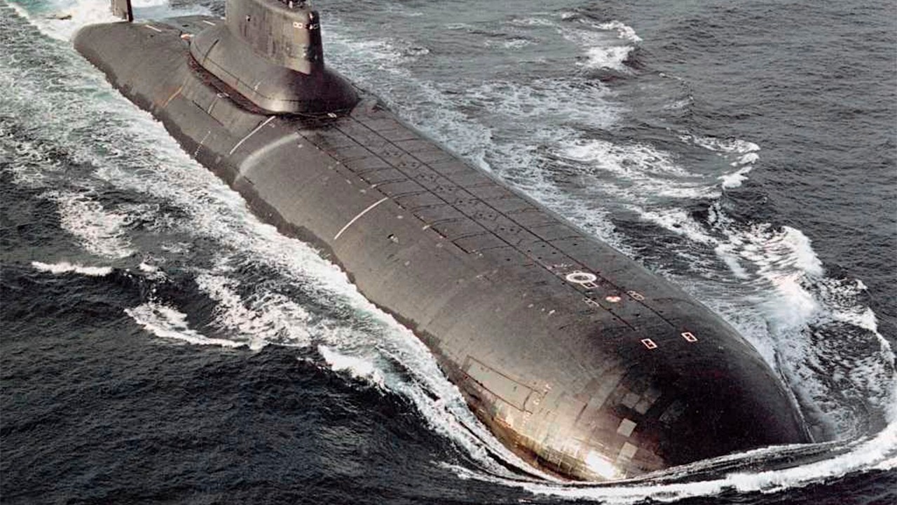 Radziecki potwór groźniejszy niż Titanic - okręt który przeraził cały świat
