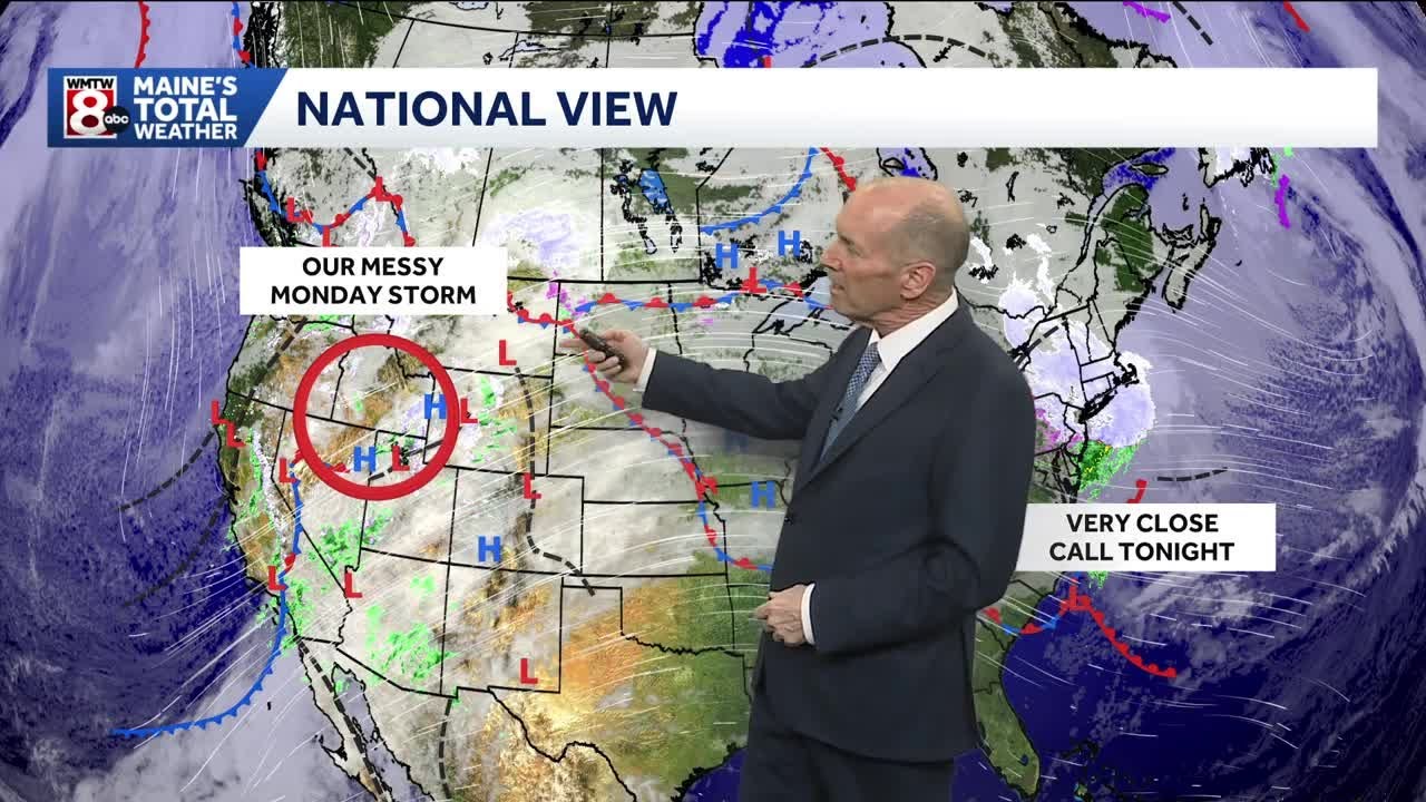 Dry weekend before a messy Monday storm arrives - YouTube