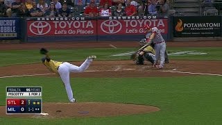 STL@MIL: Piscotty extends the lead with an RBI single