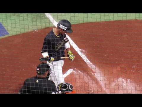 2回表／中田翔（左２）→坂本勇人（一犠打）→山田哲人（四球）→秋山翔吾（左犠飛）→小林誠司（空三振）／2017.3.12　オランダ×日本　2017WBC東京2次ラウンド東京ドーム