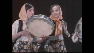 Albanian women&#39;s chorus from Zur  &quot;T&#39; kom thon&#39; dada mos shko me fitve&quot;