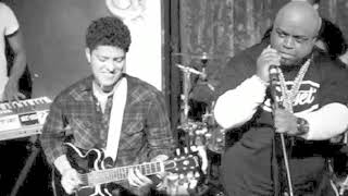 Bruno Mars featuring Cee-Lo - The Other Side (no rap)